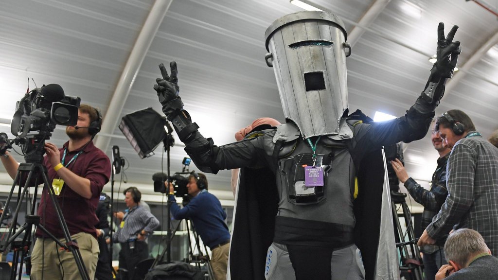 Count Binface landscape image from @CountBinface