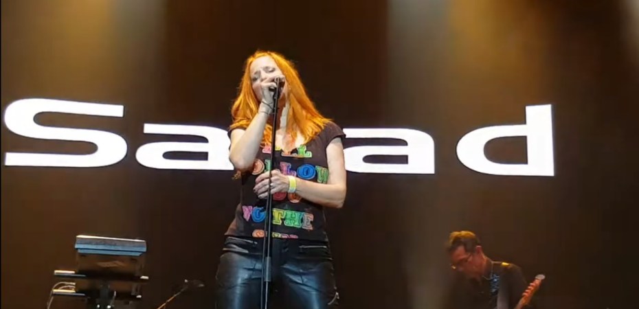 Salad at Shiiine On Weekender (grabbed from YouTube)