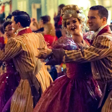 Magic Kingdom - Christmas Dance