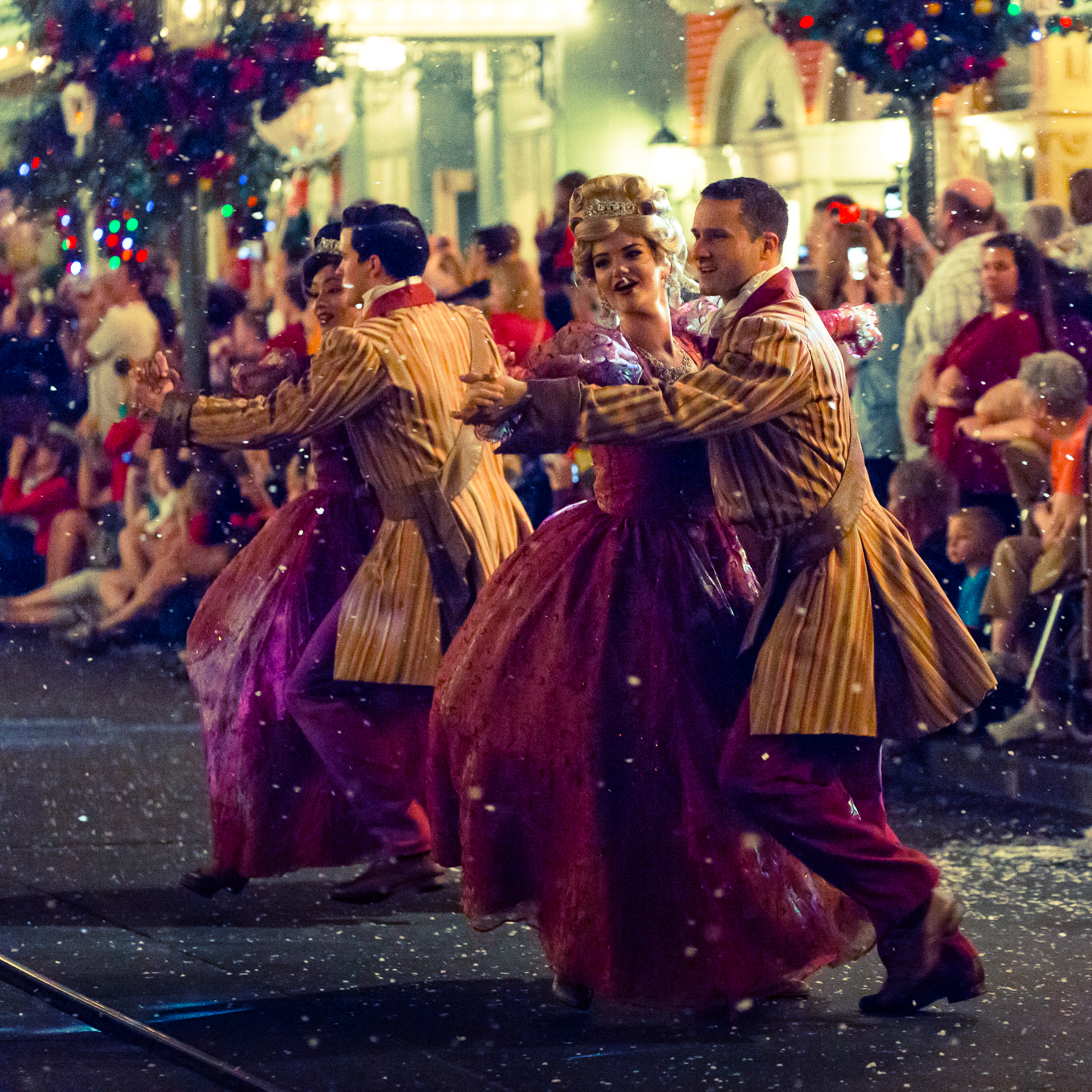 Magic Kingdom - Christmas Dance